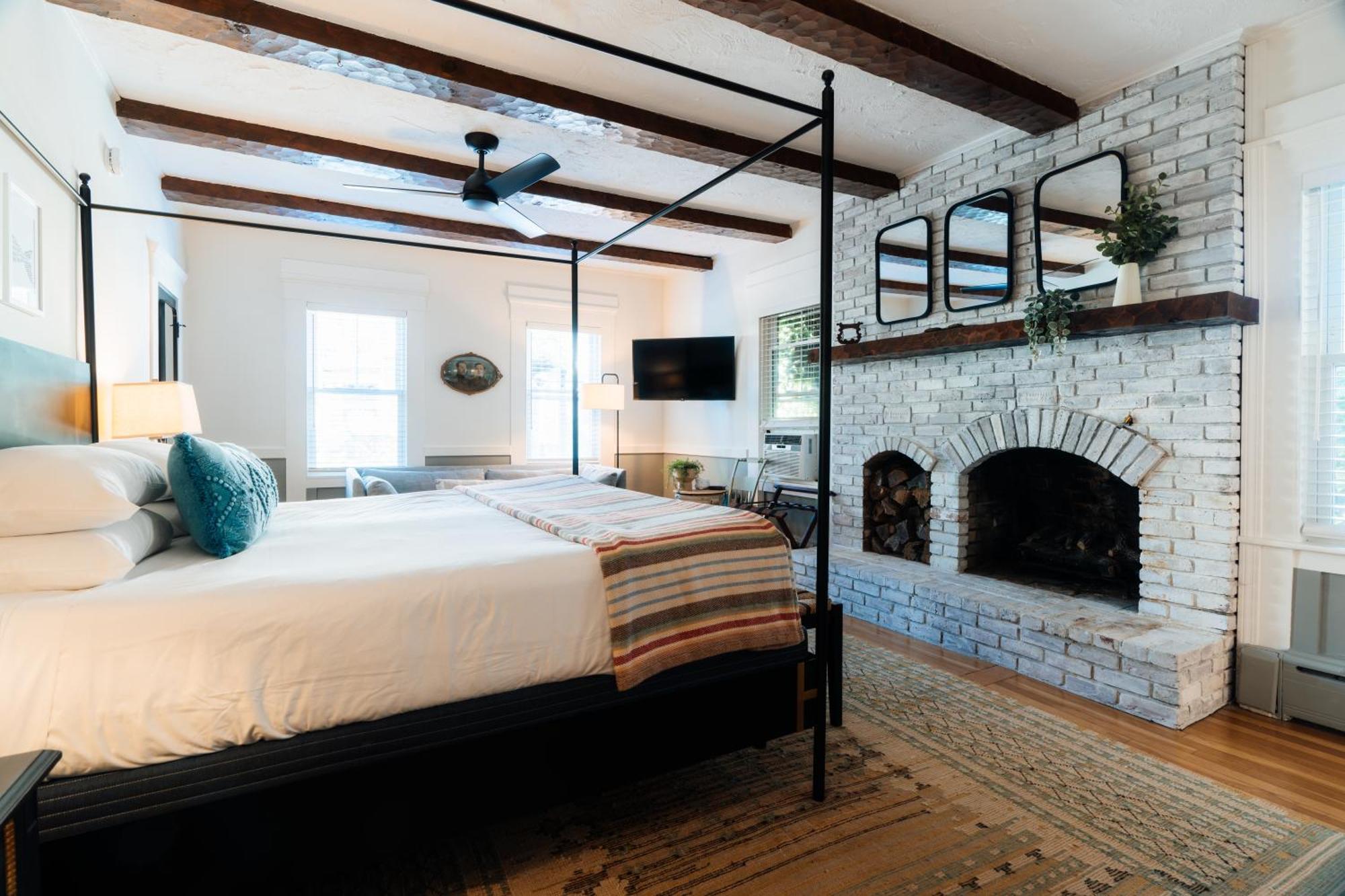 Mercury Hotel Provincetown Ngoại thất bức ảnh